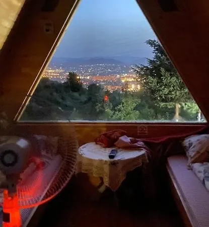 Lana Camping