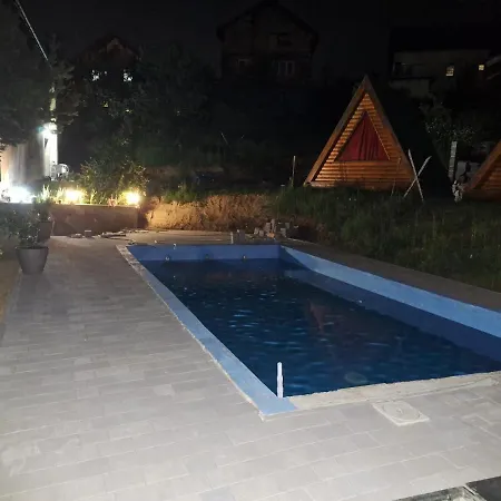 Camping Lana *